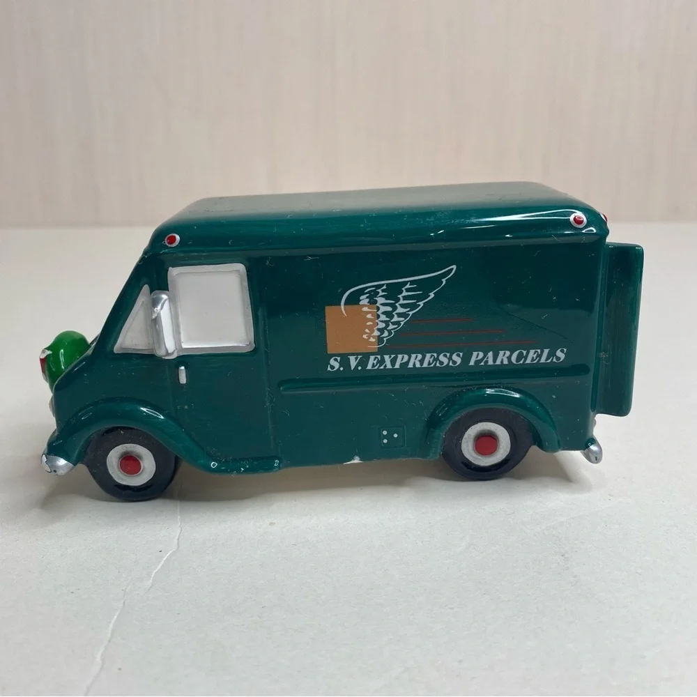 Department 56 “Gifts on the Go” Green S.V. Express Parcels Van (FLAWS)
